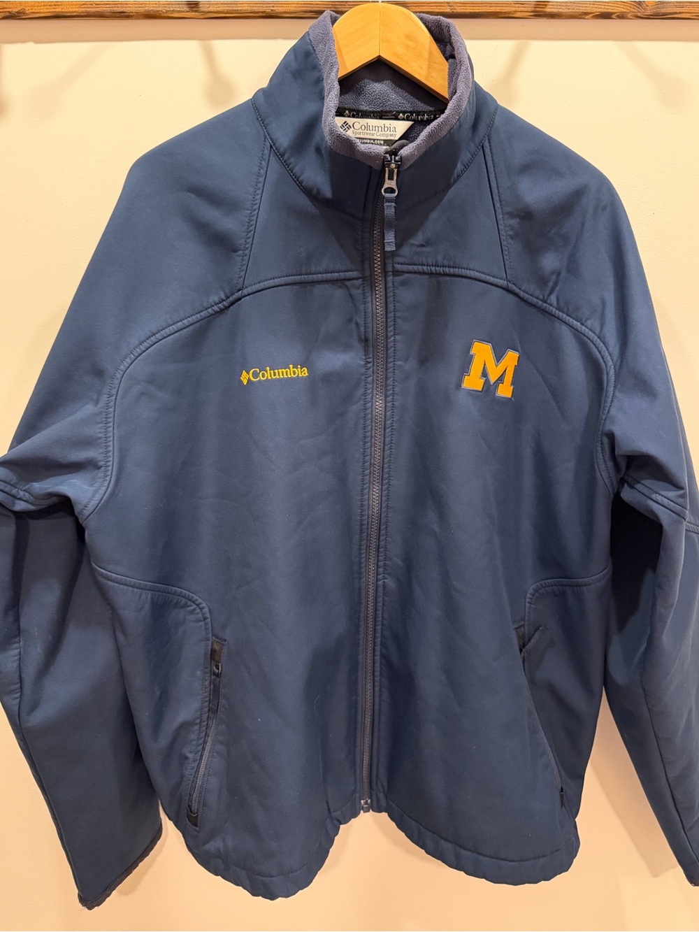 Mens Michigan Wolverines Columbia Navy Blue Ascender Bonded Softshell Jacket, XL